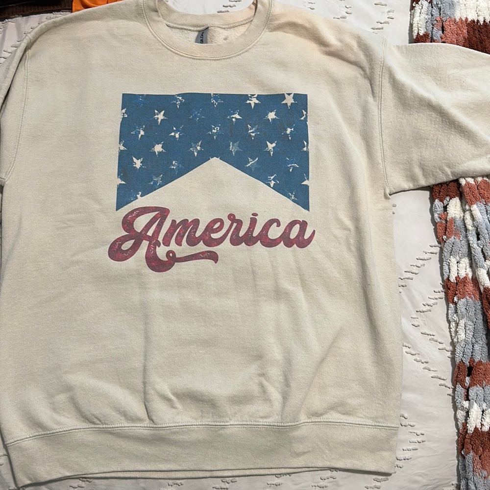 America pullover